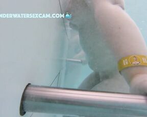 NEW! So it looks like she likes masturbating with the underwater jet from the front and also from behind.