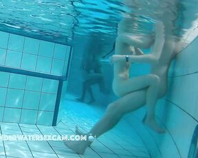 Tall, slim teen girls usually choose tall, slim teen boys, but maybe they're missing out on something.