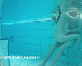 Tall, slim teen girls usually choose tall, slim teen boys, but maybe they're missing out on something.