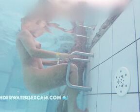 NEW! These women like to show themselves naked and also enjoy underwater massages.