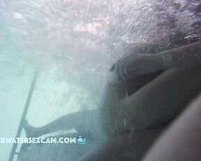 NEW! You can actually hide quite well in the bubbles underwater and do all sorts of things without anyone noticing.