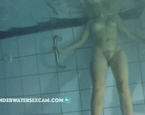 NEW! This girl is doing some extra underwater gymnastics for us so we can see her pussy better.