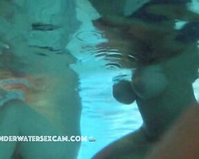 NEW! Filming this hot 18-year-old teen girl was really difficult, but I really wanted to have her on camera.