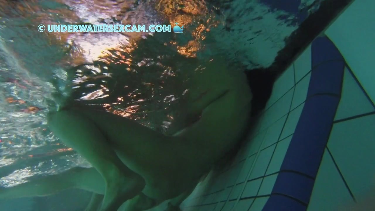 NEW! This girl is surprised by the underwater jets in the lounger, but then she realizes what she can do with them.