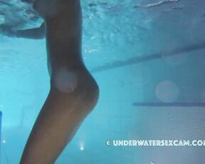 NEW! And another hot girl dancing in front of her boyfriend, and as you can see, he seems to like it ;-)