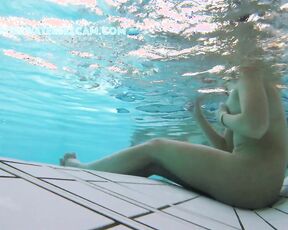 NEW! She enjoys these small jets in the underwater lounger, which she can direct precisely at her clitoris to achieve orgasm.