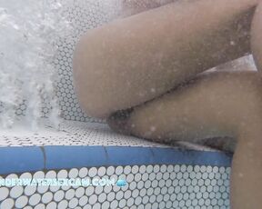 NEW! It's quite obvious what she wants, but he may not be able to do it. I should deal blue pills, then I'll be rich.