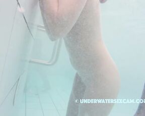 NEW! Such a well-groomed pussy massage and masturbation really invites you to join in! I should ask her