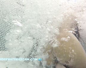 NEW! I would have liked to film a lot more of this girl, but somehow her boyfriend was jealous.