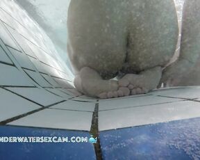 NEW! This horny young girlfriend of the old white man knows exactly what she's doing and knows that I'm watching her.