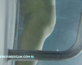 NEW! This MILF openly shows me how she masturbates with the underwater jet because it excites her to be watched