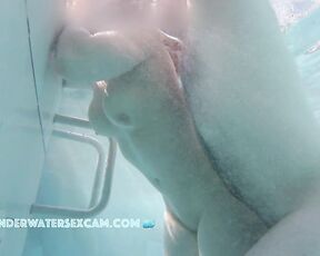 NEW! Instead of fucking his hot teen girlfriend with the amazing breasts, he prefers to try the underwater jet