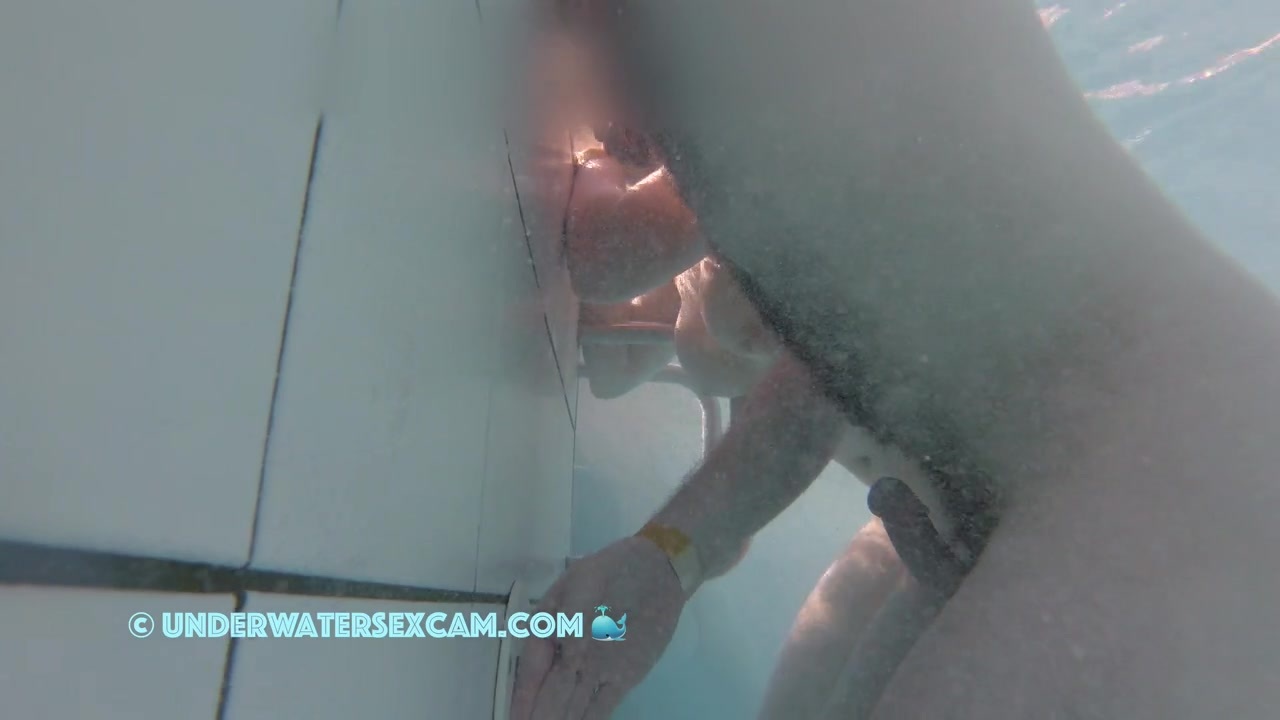 NEW! Instead of fucking his hot teen girlfriend with the amazing breasts, he prefers to try the underwater jet