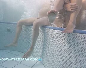 NEW! Two pretty girls in the jacuzzi, and one of them is letting the bubbles play with her pussy