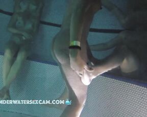 NEW! Everyone in the hot tub thought the two were having sex, but the camera shows that they're just enjoying a tantric massage ;-)