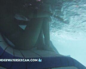 NEW! You can see exactly how she's having fun in the lounger with the small but powerful underwater jets