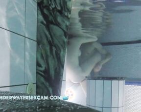 NEW! Considering that this teenage couple is only 18 and this is their first time having sex in the water, they're doing a great job! PART1/2