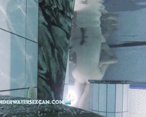 NEW! Considering that this teenage couple is only 18 and this is their first time having sex in the water, they're doing a great job! PART1/2