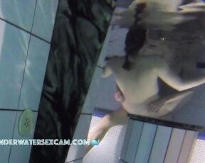 NEW! Considering that this teenage couple is only 18 and this is their first time having sex in the water, they're doing a great job! PART2/2