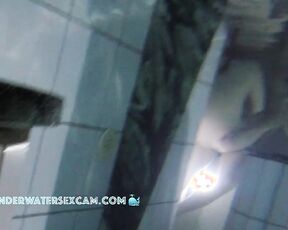 NEW! Considering that this teenage couple is only 18 and this is their first time having sex in the water, they're doing a great job! PART2/2