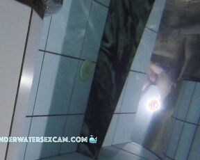 NEW! Considering that this teenage couple is only 18 and this is their first time having sex in the water, they're doing a great job! PART2/2