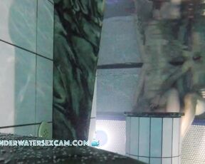 NEW! Considering that this teenage couple is only 18 and this is their first time having sex in the water, they're doing a great job! PART2/2