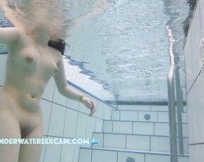 NEW! This hot 18-year-old Asian teen girl seems pretty horny, and I hope she gets satisfied today