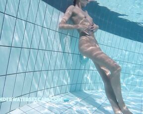 NEW! If girls get their pussies pierced, it's only to show them off somewhere—otherwise it doesn't make any sense ;-)