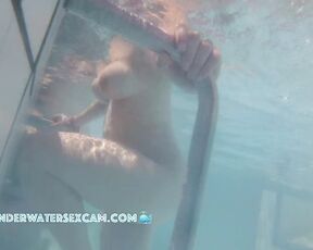 NEW! That's the nice thing about girls who are a few pounds overweight: their breasts are usually bigger, too