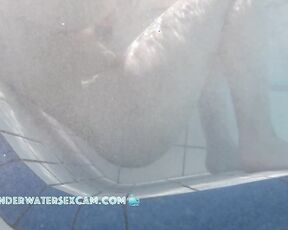 NEW! This young, busty girl is using the small massage jets exactly as their inventor intended