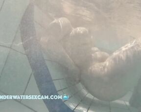 NEW! This young, busty girl is using the small massage jets exactly as their inventor intended
