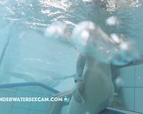 NEW! This couple is relaxing with the bubbling jets, and the cameraman, who is filming everything with his hidden camera