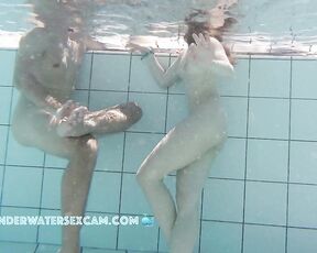 NEW! When you're 18, you don't know everything yet as a guy, but she's hot and he has to do something for her ;-)