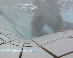 NEW! I was hoping she'd masturbate on the underwater lounger, but instead her boyfriend is doing it