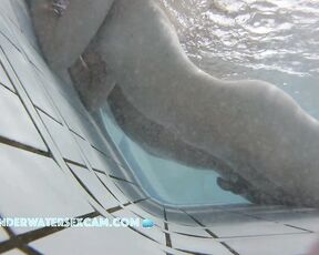 NEW! I was hoping she'd masturbate on the underwater lounger, but instead her boyfriend is doing it