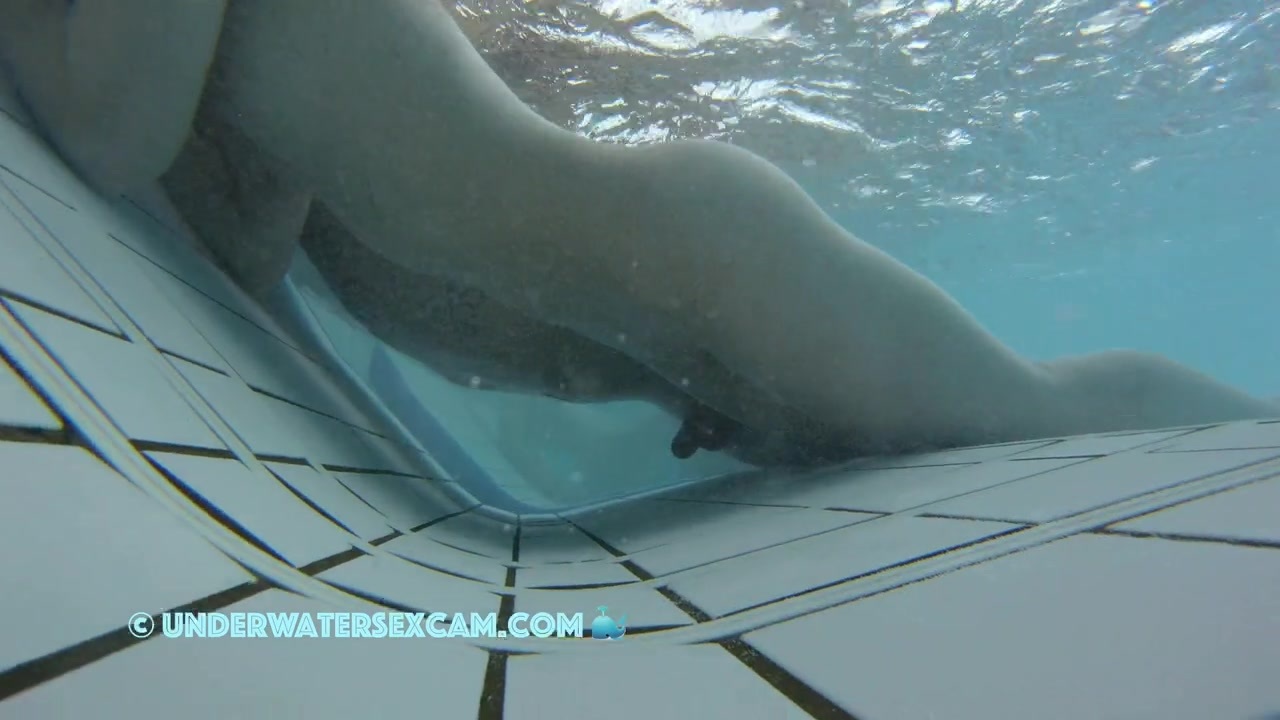 NEW! I was hoping she'd masturbate on the underwater lounger, but instead her boyfriend is doing it