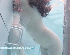 NEW! She tries out the underwater jet and realizes what she could do, but she doesn't dare because of the man next to her ;-)