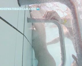 NEW! This hot girl is fully embracing her lust and letting herself be satisfied by a big cock AND an underwater jet
