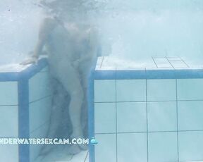 NEW! They wait until the bubbles start to form, and then they jerk each other off. No one's seeing anything ;-)