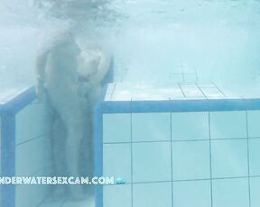 NEW! They wait until the bubbles start to form, and then they jerk each other off. No one's seeing anything ;-)