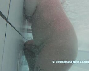 NEW! Hey, let the other girls have a turn! They want to fuck with the underwater jet, too!