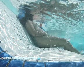NEW! This hot teen girl is naked in a public sauna pool for the first time and would love to have sex underwater