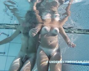 NEW! Tan lines and pink nipples with big pink areolas are a really hot combination ;-)